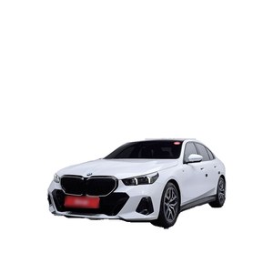 บีเอ็มดับเบิลยู ซีรีส์ 5 รุ่น 520i ปี 2024 รุ่นพิเศษ วิ่ง 23,742 กม. เกียร์อัตโนมัติ พร้อมกล้องมองหลัง เบาะหนัง พวงมาลัยซ้าย - Product Image 1