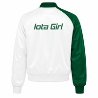 Veste universitaire en satin contrastant vert et blanc pour femmes de la sororité Iota Phi Lambda, avec boutons-pression sur le devant, col et poignets en tricot côtelé, style universitaire