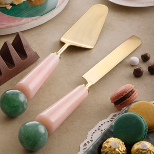 Juego de Cubiertos de Acero Inoxidable Dorado de 2 Piezas con Mango de Resina y Acabado Espejo: Cuchara, Tenedor y Cuchillo para Servir Ensaladas en Fiestas y Cenas - Product Image 4