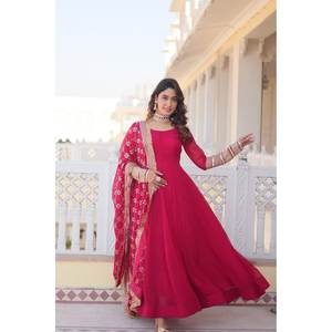 VESTIDO DE COLOR ROSA READYMADE ALIA CUT CON DUPATTA 2017 - Product Image 5