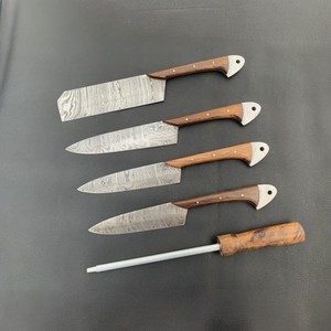 Ensemble de couteaux de cuisine en acier Damas de qualité supérieure, 5 pièces, avec manche en bois, couteau de chef, couteau à découper, couteau à trancher et couteau utilitaire avec aiguiseur - Product Image 1