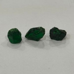 Natural Tsavorite <b>Garnet</b> Rough Stone 24.30 Carat Loose Green Gemstone AAA Quality Kenya Faceting Rough Wholesale Gem Grade - Product Image 1
