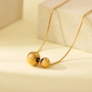 สร้อยคอทรงเรขาคณิตสำหรับผู้หญิง ทำจากสแตนเลส 304 ชุบทองคำแท้ 18K - Product Image 5