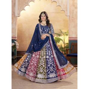 NOUVELLE ARRIVÉE : Ensemble Lehenga en Georgette Brodé avec Paillettes, Blouse Non Cousue et Dupatta Multicolore - Product Image 1