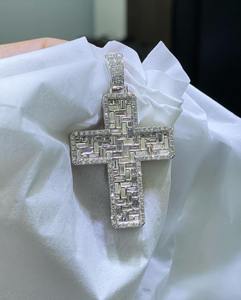 Pendentif Hip Hop Croix Baguette Sertie de Diamants pour Hommes, Cadeau de Noël, Pendentif Hip Hop, Collier Croix de Jésus en Diamants Baguette pour Femmes - Product Image 1