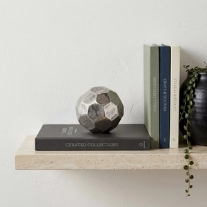 Sculpture de football en métal, faite à la main, décoration de table contemporaine, figurine d'art pour salon - Product Image 6