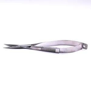 Tijeras Profesionales para Pestañas con Logotipo Personalizado, Pequeñas, con Resorte, para Extensiones, Inclinadas, de Acero Inoxidable con Recubrimiento de Polvo Negro y Chapado en Oro - Product Image 1