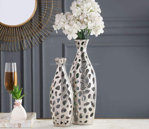 Azora Industries Nouveau design de luxe look fonte d'aluminium vase à fleurs articles pour vase à fleurs décor à la maison chambre bureau coin - Product Image 1