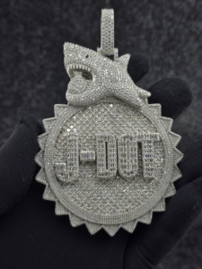 Pendentif Numérique de Luxe en Argent 925 et Moissanite, Plaqué Rhodium, Coupe Baguette, Breloque Thème, Bijou Unisexe, Cadeau - Product Image 1