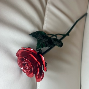 Rosa Roja Artificial Chapada en Oro, Hecha a Mano, Regalo del Día de San Valentín para Novia, Novio, Esposo, Esposa, Aniversario - Product Image 4