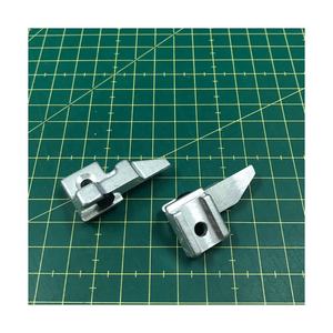 118-45302 SUPPORT DE COUTEAU SUPÉRIEUR PIÈCES DE MACHINE À COUDRE INDUSTRIELLE - Product Image 1