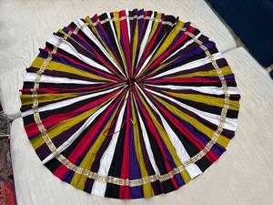 Falda Tradicional India Chaniya, Multicolor, con Rayas, Larga hasta el Suelo, de Poliéster, para Mujer, Estilo Étnico para Fiestas, con Borde Dorado - Product Image 2