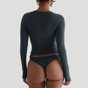 T-shirt de sport pour femme à logo personnalisé, col zippé quart de tour, coupe ajustée, extensible, séchage rapide, uni, manches longues, haut de gym - Product Image 6