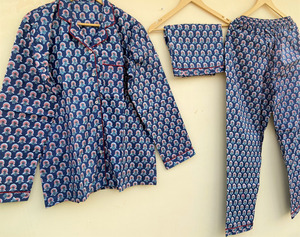 Ensemble de pyjama en coton à imprimé floral bleu, taille plus, tenue de nuit pour demoiselle d'honneur, pyjama pour femmes, vêtements de nuit à manches courtes, robe pour femmes - Product Image 3