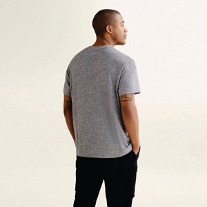 T-shirt Homme Streetwear Personnalisé en Gros avec Logo, 100% Coton 230G, T-shirt Lourd Délavé à l'Acide, Manches Courtes Vintage, Coupe Oversize - Product Image 4
