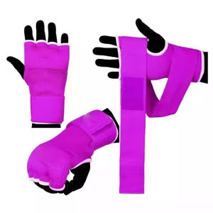 Gants de boxe en cuir rembourrés de gel avec fermeture et bandages de main en coton élastique - Product Image 3