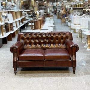 Canapé Chesterfield trois places en cuir véritable - Product Image 3