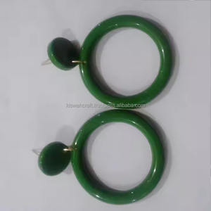Design coréen luxe perle cerceau bijoux femmes mode boucles d'oreilles pour dame bijoux Offre Spéciale vert couleur résine meilleures boucles d'oreilles bijoux - Product Image 1