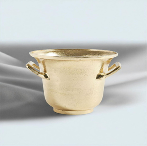 Cubo para hielo de metal oscuro rústico decorado con una correa de hebilla ecuestre única y detallada. Disponible a precio de mayorista - Product Image 5