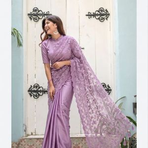 Sari de seda bordado elegante y de primera calidad con encaje floral y blusa a juego, precio al por mayor por Royal Export - Product Image 2