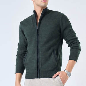 Pull à col roulé zippé pour homme, option de logo personnalisable sur le devant, coupe ajustée, doublure en laine, cardigan, tricot de style urbain - Product Image 1
