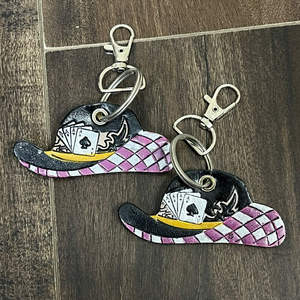 Nouveau Porte-clés Chapeau de Cowboy en Cuir de Vache Véritable Fait Main 2026, Breloque Rodeo à Carreaux Style Western, Cadeau Souvenir, Vente en Gros - Product Image 4
