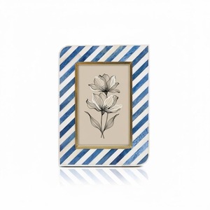 Marco de Fotos de Resina y Madera Creativo, Ecológico y Hecho a Mano, con Diseño Artístico en Epoxi, Decoración Moderna para el Hogar - Product Image 2