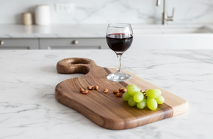 Planche à découper en bois massif robuste |   Planche à découper épaisse et durable pour la cuisine professionnelle et la cuisine à domicile - Product Image 5