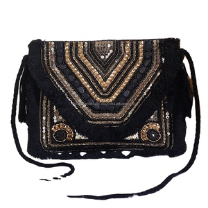 Sac pochette Boho sac à main en cuir brodé Vintage bandoulière épaule tissé à la main sac de soirée pour mariage PAR ARTISANAT DE LUXE - Product Image 1