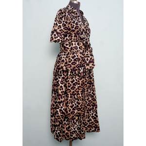Hermoso y Cómodo Vestido Casual de Algodón Hecho a Mano en India con Mangas Cortas Tipo Canguro, Estilo A-Line, Estampado de Leopardo, Ideal para Fiestas - Product Image 5