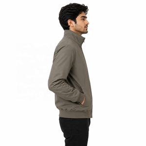 Blousons universitaires pour hommes en gros – Minimalistes, zippés, col montant, décontractés, streetwear d'hiver, vêtements d'extérieur personnalisés OEM – Fournisseur B2B USA - Product Image 4