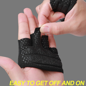 Protège-mains de musculation réglables de haute qualité avec support de paume haute adhérence pour les entraînements en salle et les levages lourds - Product Image 3