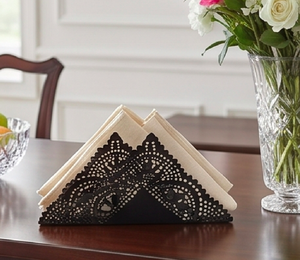 Porte-serviettes en acier inoxydable noir de forme triangulaire pour une table élégante et des ustensiles de cuisine dans les restaurants et les hôtels - Product Image 5