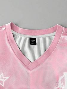 Camiseta Deportiva Casual de Fútbol Americano para Hombre, Color Rosa, Cuello en V, con Número Personalizado, Impresión por Transferencia de Calor, Talla Grande, para Invierno - Product Image 4