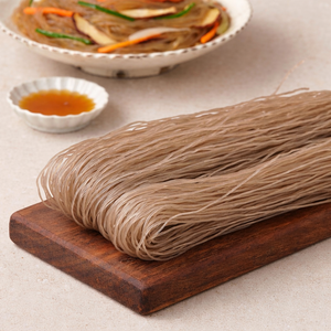 Fideos de Arroz de Camote al por Mayor, Secos en Bolsa, Listos para Cocinar, de Primera Calidad, Hechos en Vietnam por Viet Delta/ MS. ALINA - Product Image 1