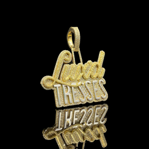 Colgante de Prestigio Personalizado para Hombre, Chapado en Oro, con Diamantes de Imitación CZ, Estilo Hip Hop - Product Image 1