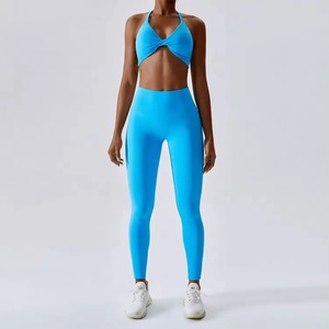 Conjunto de Yoga de 2 Piezas para Mujer, Color Azul, Leggings de Cintura Media Elástica, Top Corto con Detalle Trenzado, Ropa Deportiva Ecológica sin Costuras de Longitud Completa - Product Image 4