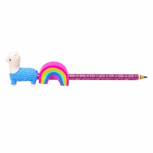 Ensemble cadeau de papeterie en bois personnalisé, 3 pièces, ensemble de crayons mignon arc-en-ciel licorne alpaga avec taille-crayon et gomme OEM - Product Image 2