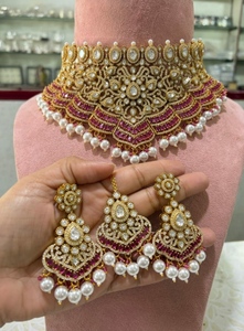 สร้อยคอเจ้าสาวคุณภาพพรีเมียม พร้อมต่างหูและมงกุฎติดผม เหมาะสำหรับงานแต่งงาน งานเฉลิมฉลอง และงานปาร์ตี้ สวมใส่ได้อย่างหรูหรา - Product Image 2