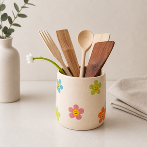 Lindo Portautensilios de Cerámica con Diseño Floral, Acabado Pintado a Mano, Construcción Duradera, Resistente a Desportilladuras, Apto para Calor, Organizador de Almacenamiento para la Encimera de la Cocina - Product Image 1