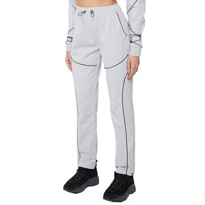 Conjuntos Deportivos 2 en 1 para Mujer con Logotipo Personalizado, Diseño Casual con Patrón Sólido, Tela Transpirable para la Temporada de Primavera - Precio de Fábrica - Product Image 6