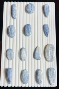 Premium Natural Blue Quartz Cabochon Polished Loose Fine Jewelry Making Trimurti <b>Gems</b> Blue <b>Fire</b> 15-50mm Factory Wholesale Price - Product Image 2