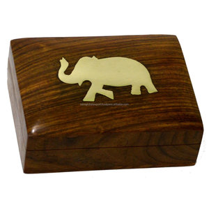 Cenicero pulido de mesa de madera maciza de promoción personalizado al por mayor creativo Retro cuadrado cuatro ranuras decoración del hogar - Product Image 3