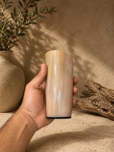 Verres à boire en corne de buffle naturelle, faits à la main – Vaisselle de bar bio - Product Image 4