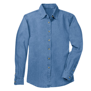 Camisa de Mezclilla AKA con Botones, Azul Claro, Manga Larga, con Letra AKA Bordada, Camisa Casual de Mezclilla con Cuello para Mujer - Product Image 1