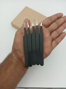 Pince à cils noire en acier inoxydable antistatique à pointe lisse pour extensions de cils – Outil professionnel de précision pour salon de beauté - Product Image 3