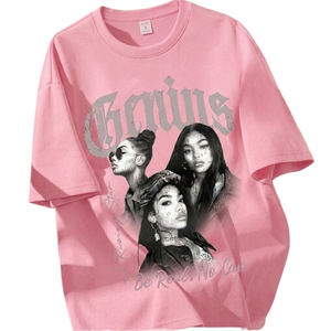 Camiseta Negra Oversize Unisex con Estampado Pink Genius, Diseño Gráfico de Tres Mujeres, Cuello Redondo, Corte Holgado, Manga Corta, 100% Poliéster Suave, Rexfit - Product Image 5