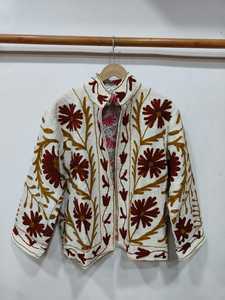 Chaqueta de algodón bordada Suzani del fabricante, ropa exterior étnica colorida, chaqueta étnica de algodón para fiestas, chaqueta bomber Suzani. - Product Image 4