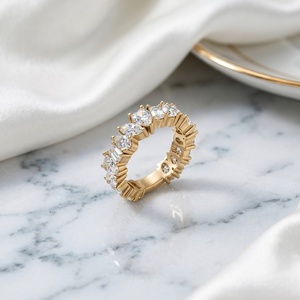 Anillo de Eternidad con Diamantes Cultivados en Laboratorio, 3.60CTW, Corte Mixto, Engaste de Puntas, Multiforma, Oro, Joyería para Mujer - Product Image 3