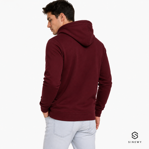 Sudadera con Capucha Personalizada para Hombre SINEWY, Color Granate, Tejido 100% Algodón, Corte Regular, Informal, con Diseño de Letras Estampadas en la Parte Delantera, Ideal para el Verano - Product Image 4